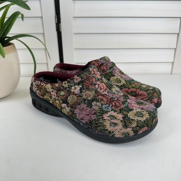 Therafit Molly Clogs Floral Tapestry Slip On Nursing Comfort‎ Shoes Size 8.5-9 - Picture 2 of 9